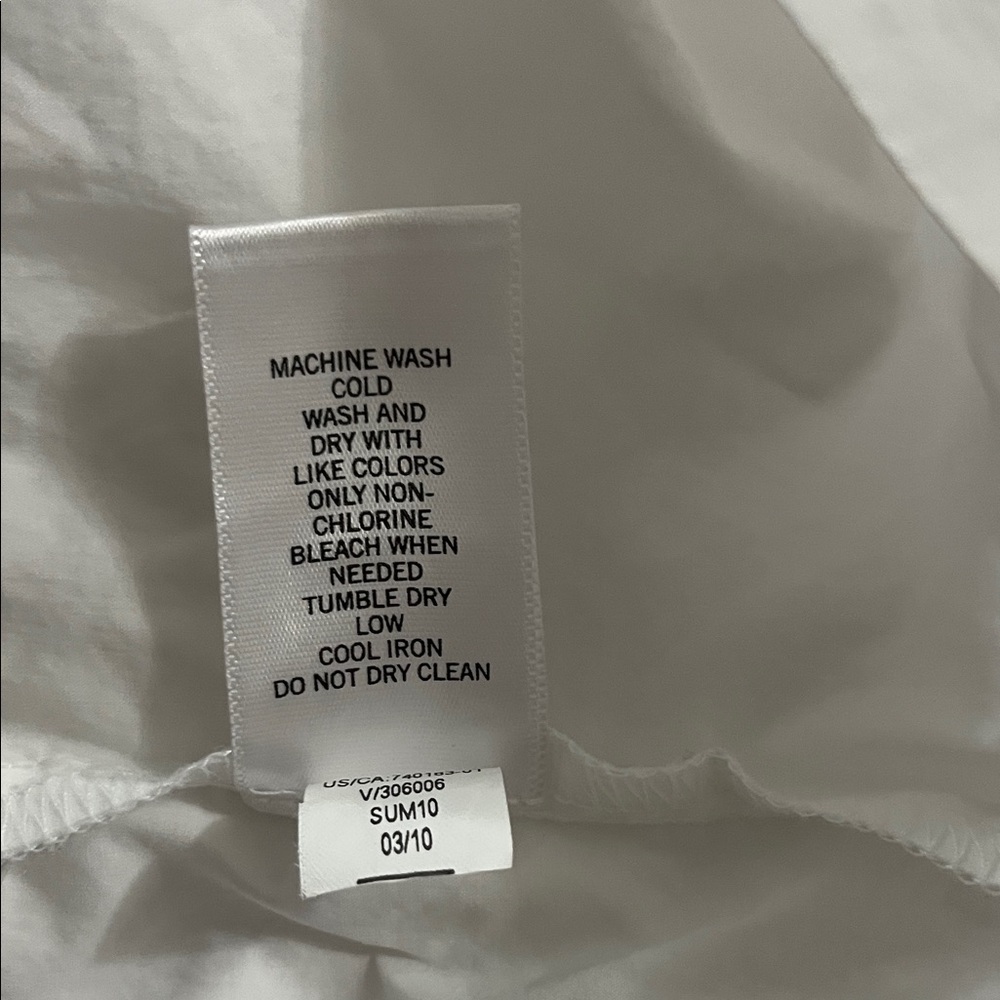 Banana Republic White Tiered dress - Picture 8 of 8